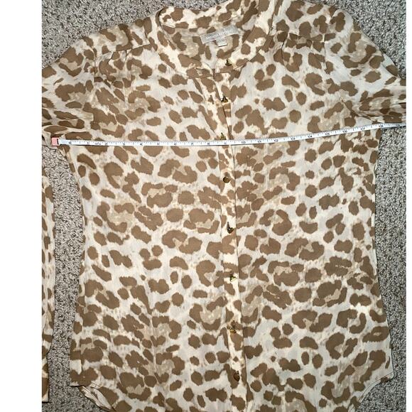 Banana Republic - Cheetah Print Blouse - Size 2 - Picture 9 of 13
